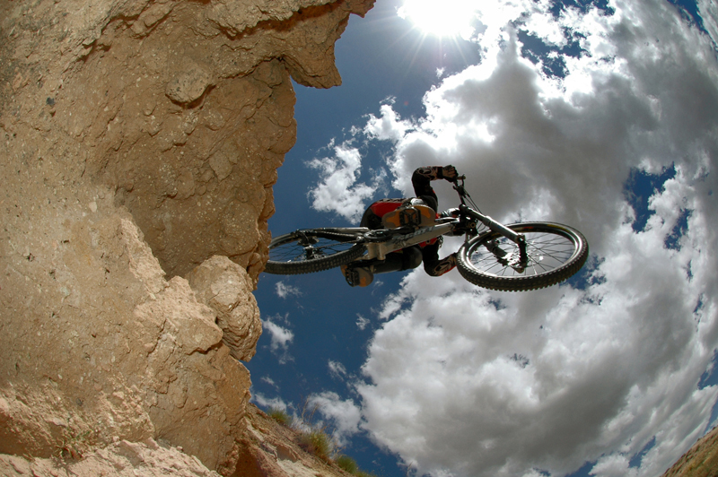 Downhill Bisiklet